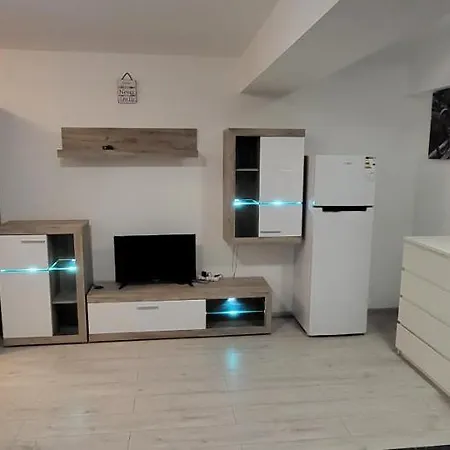 32 Bulevardul Oltenia קריובה