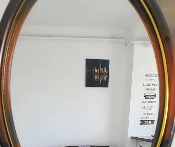 32 Bulevardul Oltenia * Krajowa